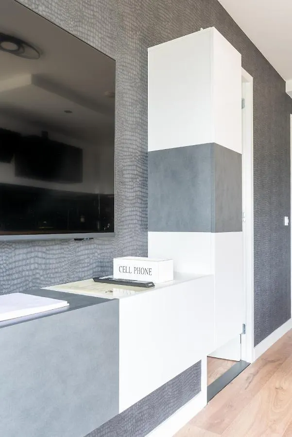 Matti Beach Town House Zandvoort 0*,  Nederland