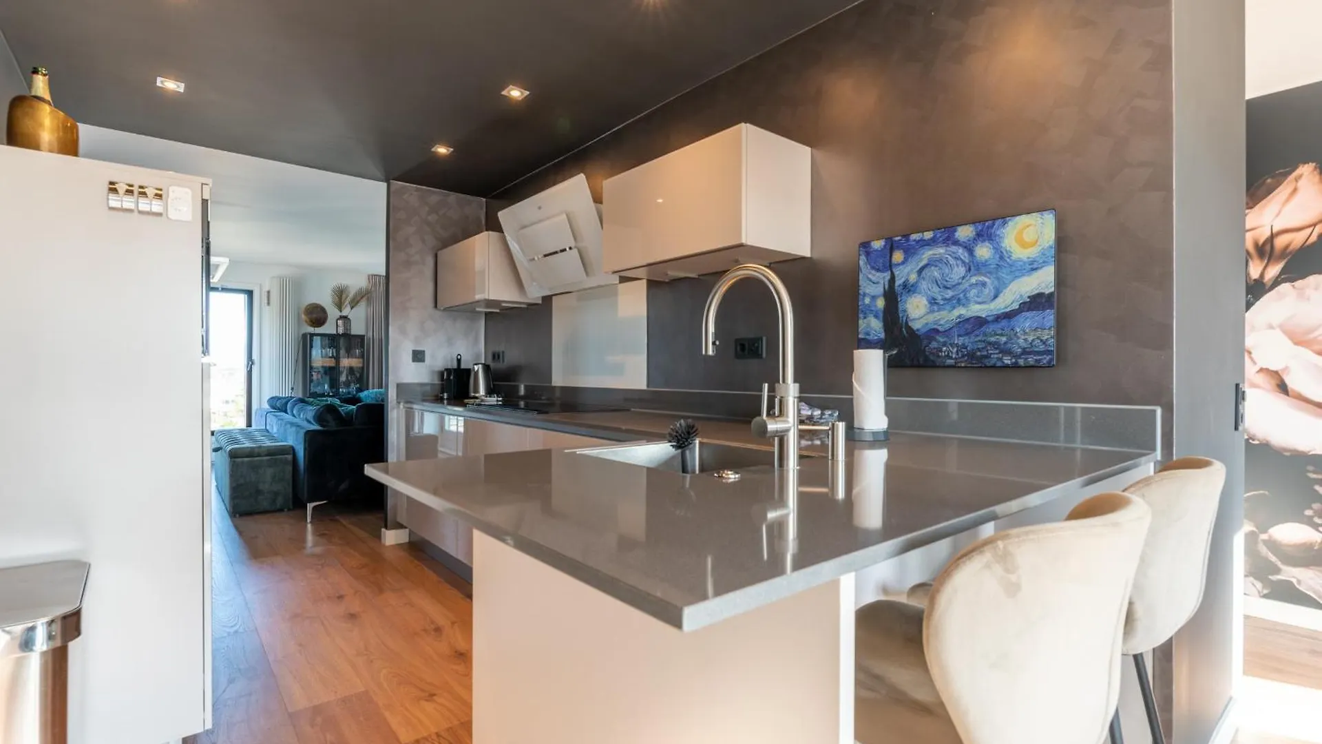 Appartement Matti Beach Town House Zandvoort Nederland